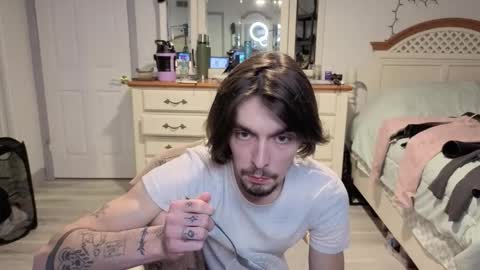 str8whiteboy21 online show from February 5, 7:45 am