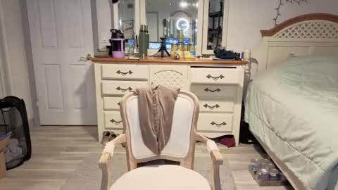 str8whiteboy21 online show from February 3, 9:46 am