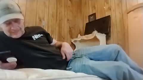 Snapshot of straighttoy chatting on March 9, 10:30 pm straighttoy online show from March 9, 10:30 pm