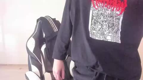 Snapshot of stralght_twinks chatting on September 30, 6:24 am Ray online show from September 30, 6:24 am