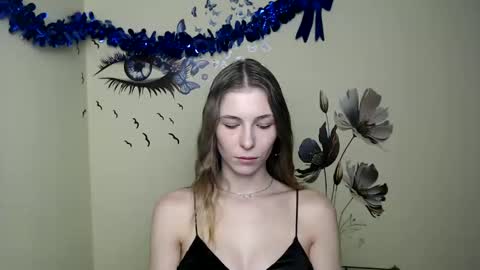Snapshot of stranger_giirl chatting on January 24, 7:18 pm Amalia online show from January 24, 7:18 pm