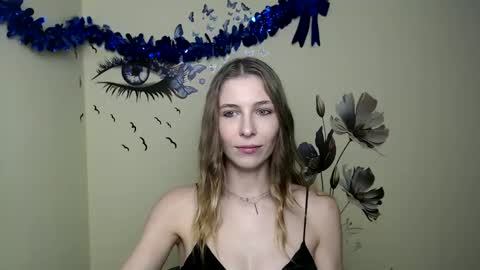 Snapshot of stranger_giirl chatting on January 24, 10:30 pm Amalia online show from January 24, 10:30 pm