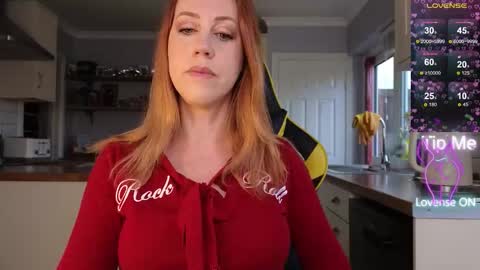 Amorina online show from February 8, 1:03 pm