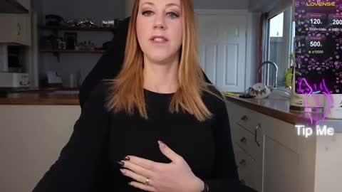 Amorina online show from February 26, 9:33 am