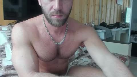 Snapshot of strong_arni chatting on March 11, 8:41 am Strong Arni online show from March 11, 8:41 am