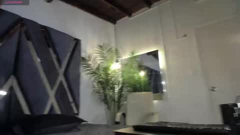 Snapshot of strong_girl_ chatting on October 10, 11:05 am Alexa online show from October 10, 11:05 am