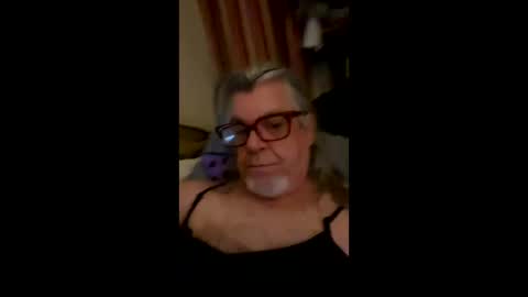 stsnutshell online show from April 2, 12:01 pm