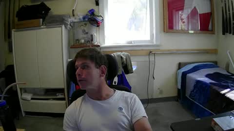 Snapshot of stturbo chatting on October 1, 4:17 pm stturbo online show from October 1, 4:17 pm