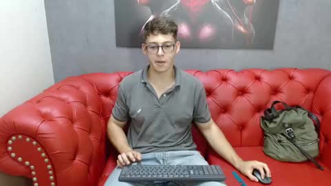Snapshot of stuart_white chatting on September 23, 10:16 pm stuart_white online show from September 23, 10:16 pm