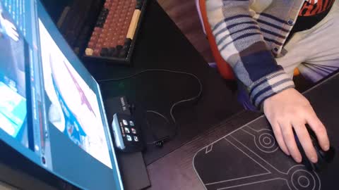 stud69861714 online show from December 15, 10:07 am