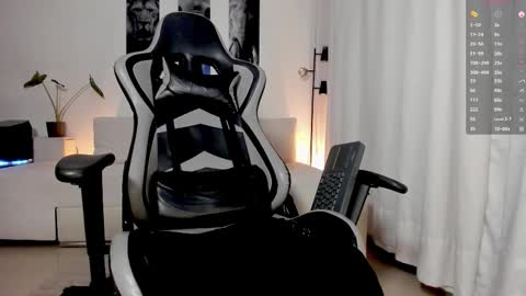 Samuel online show from March 5, 1:03 am