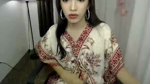 Snapshot of stunning__amber chatting on October 23, 7:59 pm stunning__amber online show from October 23, 7:59 pm