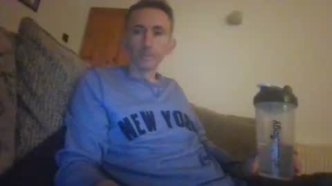 stuuuey73 online show from October 18, 8:46 pm