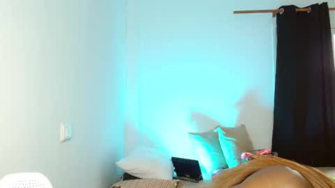 Suanny Klatten  It is my account independent  online show from March 6, 11:25 am