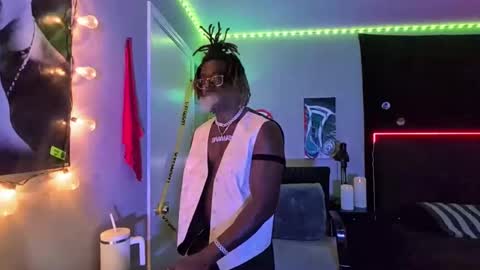 Hot Chocolate online show from November 18, 6:49 am