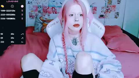 succubus_leslie online show from April 16, 12:11 am