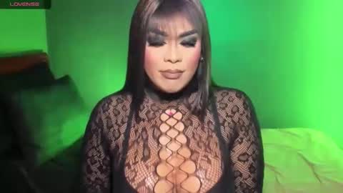 JADE ELYSE online show from November 6, 6:33 pm