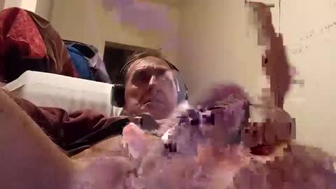 suckmeplease70 online show from November 27, 2:19 am