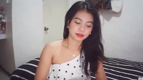 Rosiee online show from November 27, 9:11 pm