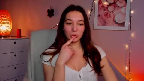 Megan online show from February 19, 6:00 pm