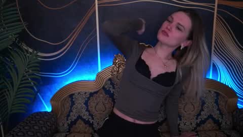 Kate online show from November 8, 9:12 am