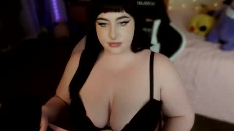 Lucy Love online show from March 20, 9:31 pm