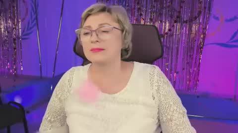 Vivien online show from February 19, 6:21 pm