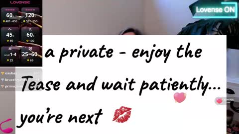 Mia online show from September 26, 3:31 pm