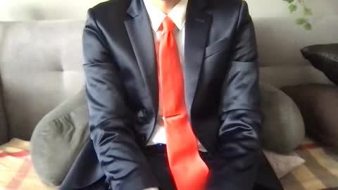 suitfetishez online show from February 26, 8:56 pm