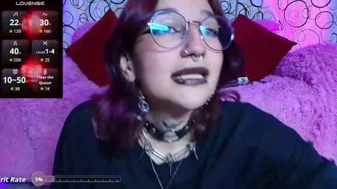 Snapshot of sukifuyu__ chatting on October 14, 11:41 pm online show from October 14, 11:41 pm