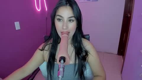 Snapshot of sulmatevans_ chatting on October 2, 1:21 pm Diana online show from October 2, 1:21 pm