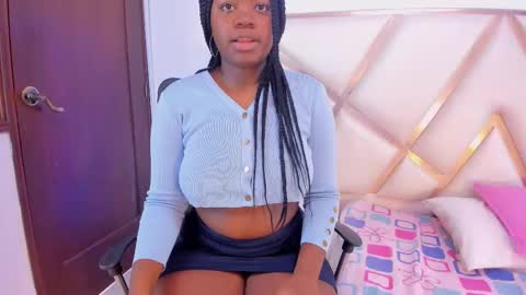 Snapshot of sulyclarck chatting on October 3, 8:17 pm Hot ebony online show from October 3, 8:17 pm