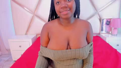 Snapshot of sulyclarck chatting on October 7, 8:27 pm Hot ebony online show from October 7, 8:27 pm