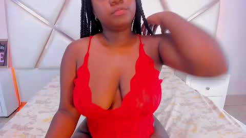 Snapshot of sulyclarck chatting on September 29, 7:57 pm Hot ebony online show from September 29, 7:57 pm
