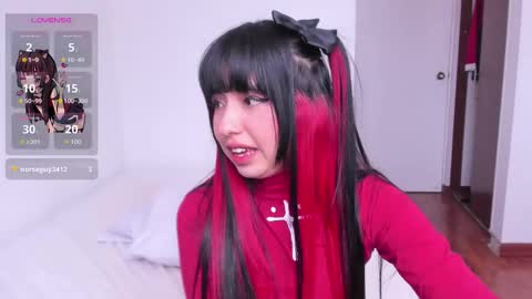 Nicolle  online show from November 28, 3:41 pm