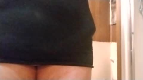 Snapshot of summerdivine69 chatting on March 10, 11:12 am Summer Divine online show from March 10, 11:12 am
