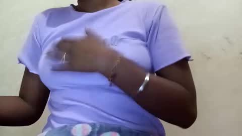 sunali_jain03 online show from December 18, 4:30 am