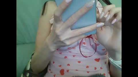 suni online show from March 7, 2:01 pm