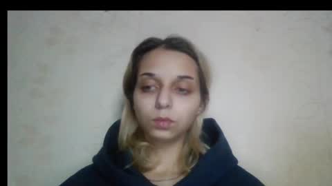 sunny__sue online show from December 10, 2:06 pm