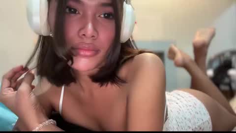 Snapshot of sunny_angelx chatting on March 8, 3:45 pm ANGEL-DONT FORGET TO THUMBS UP AND FOLLOW online show from March 8, 3:45 pm