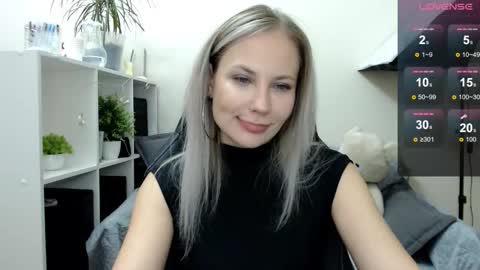 Naomi online show from October 1, 5:17 am