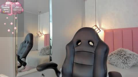  S U N N Y online show from October 7, 1:51 pm