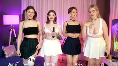 Fia  -  TG -  Mia -  Alice -  online show from January 31, 12:06 am