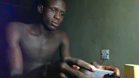 Snapshot of sunnyjohn447 chatting on October 17, 8:46 pm Sunnyblack2 online show from October 17, 8:46 pm