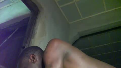 Snapshot of sunnyjohn447 chatting on September 15, 11:12 am Sunnyblack2 online show from September 15, 11:12 am