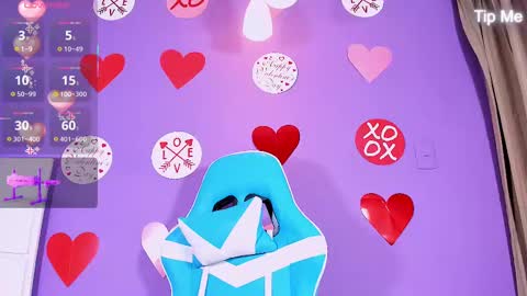      online show from February 10, 9:04 pm