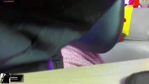     RAVENCLAU GIRL  online show from September 24, 12:12 pm