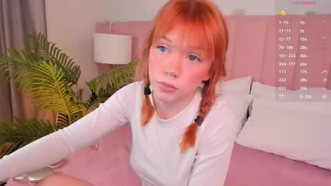 sunrisee_ online show from March 23, 11:54 pm