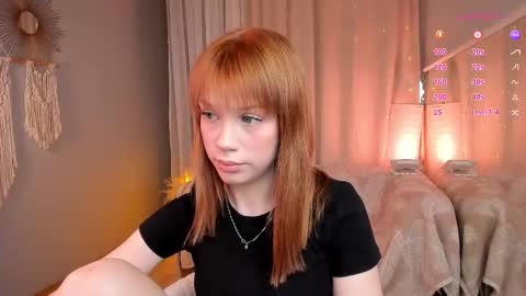 sunrisee_ online show from February 28, 5:06 pm