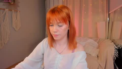 sunrisee_ online show from April 15, 7:58 pm